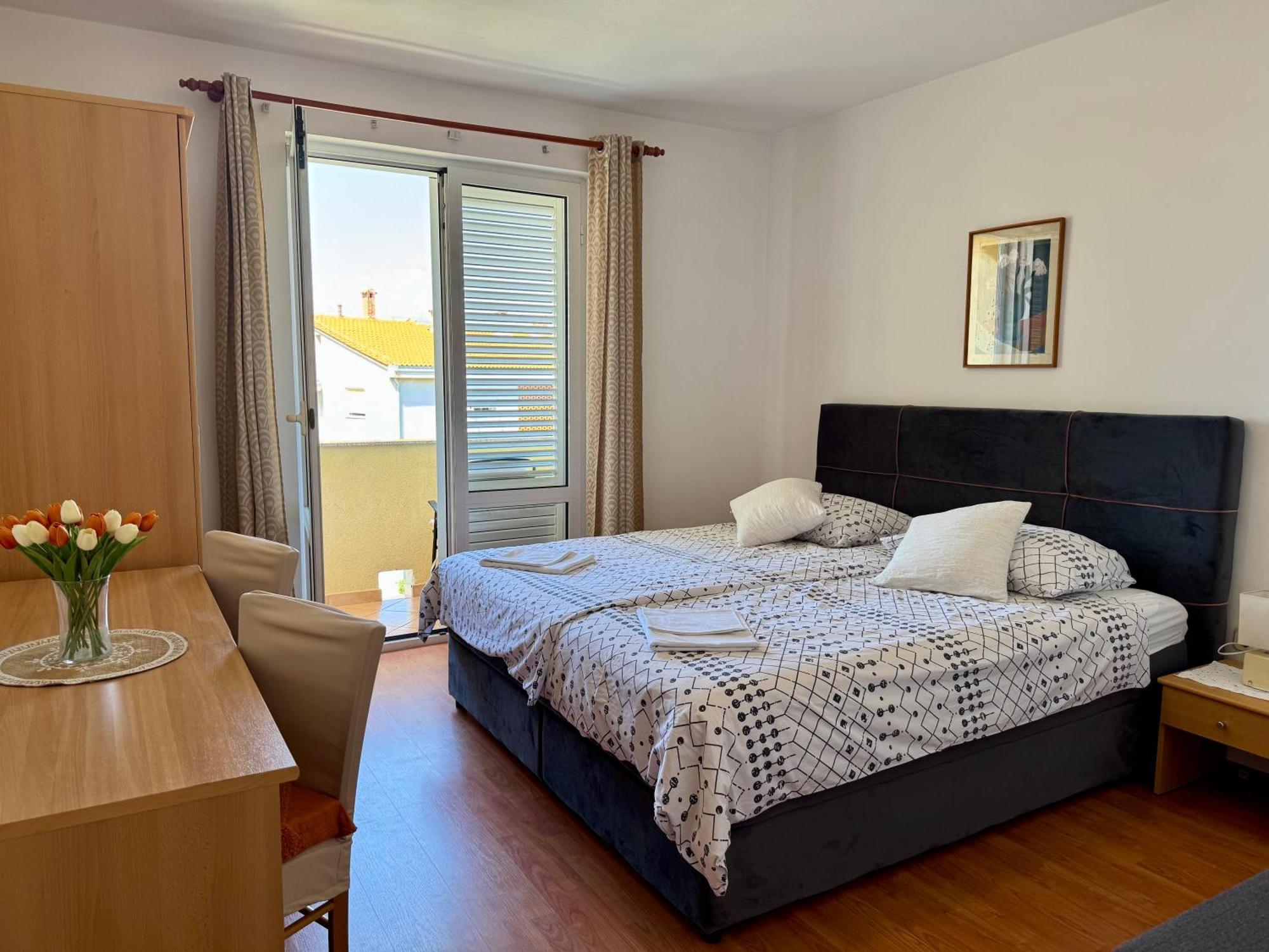 Apartments Maricic Banjol מראה חיצוני תמונה