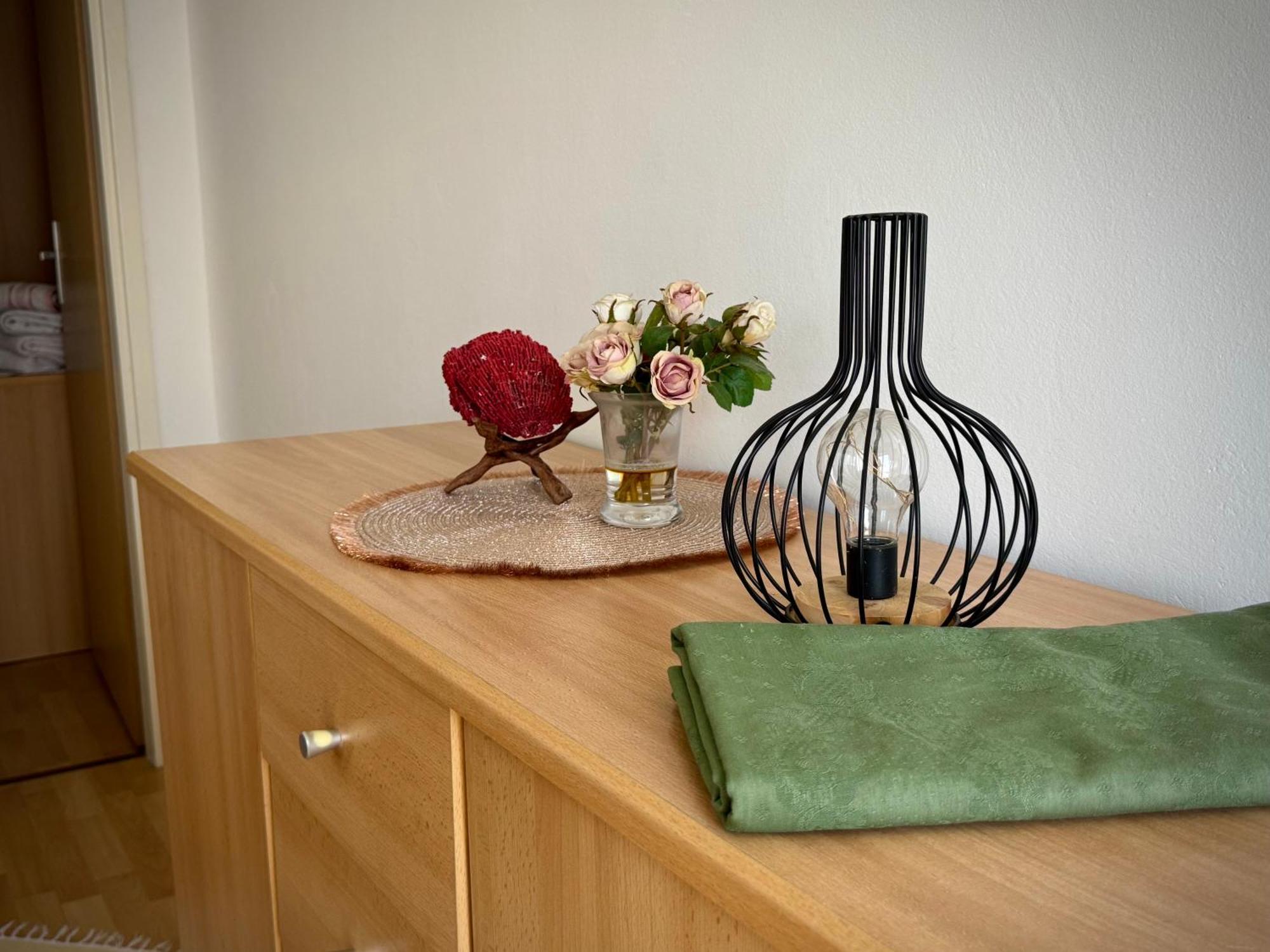 Apartments Maricic Banjol מראה חיצוני תמונה