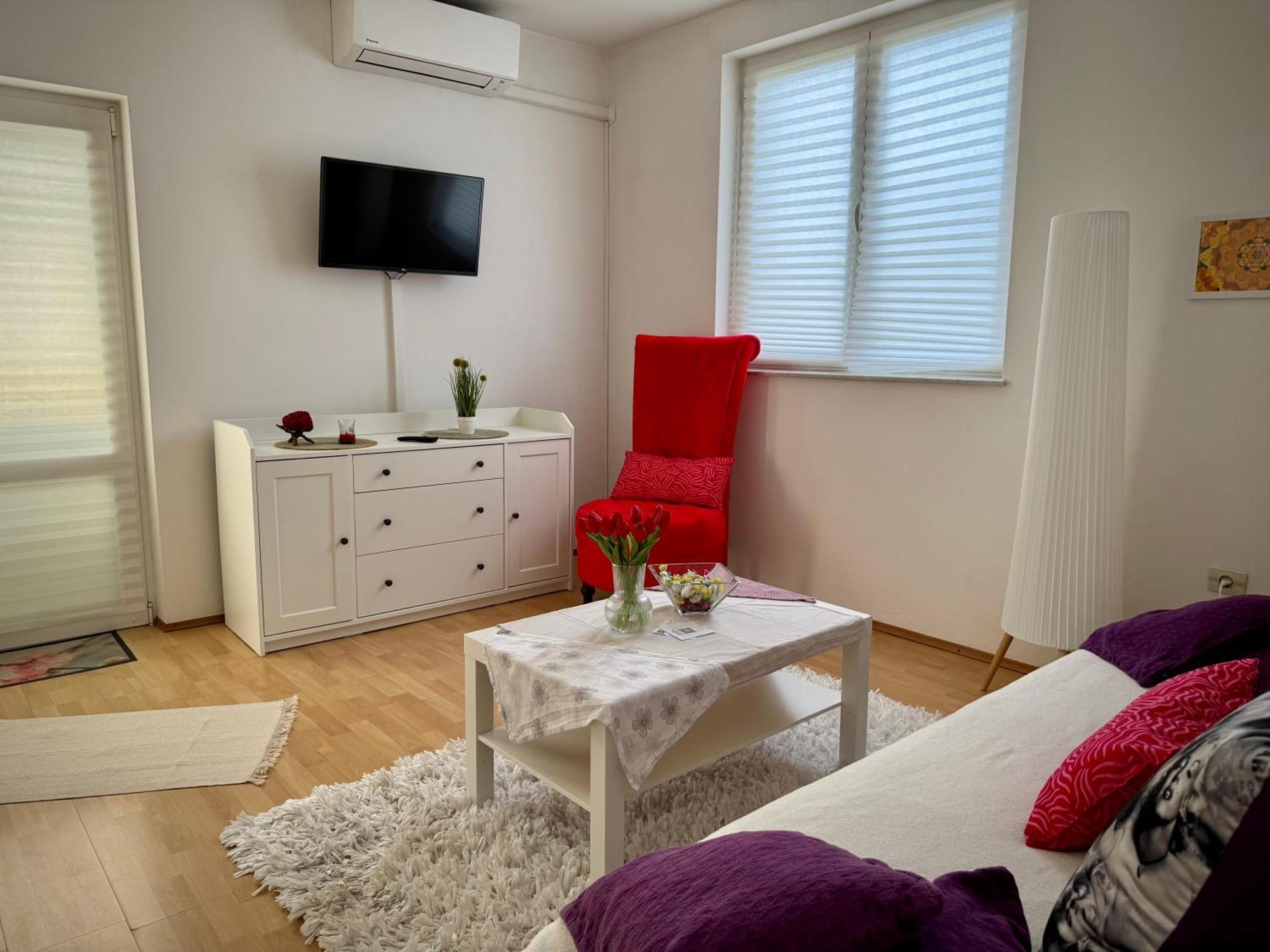 Apartments Maricic Banjol מראה חיצוני תמונה